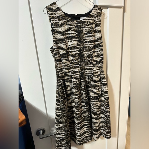 Calvin Klein pleated full volume skirt striped size 12 - Picture 9 of 15